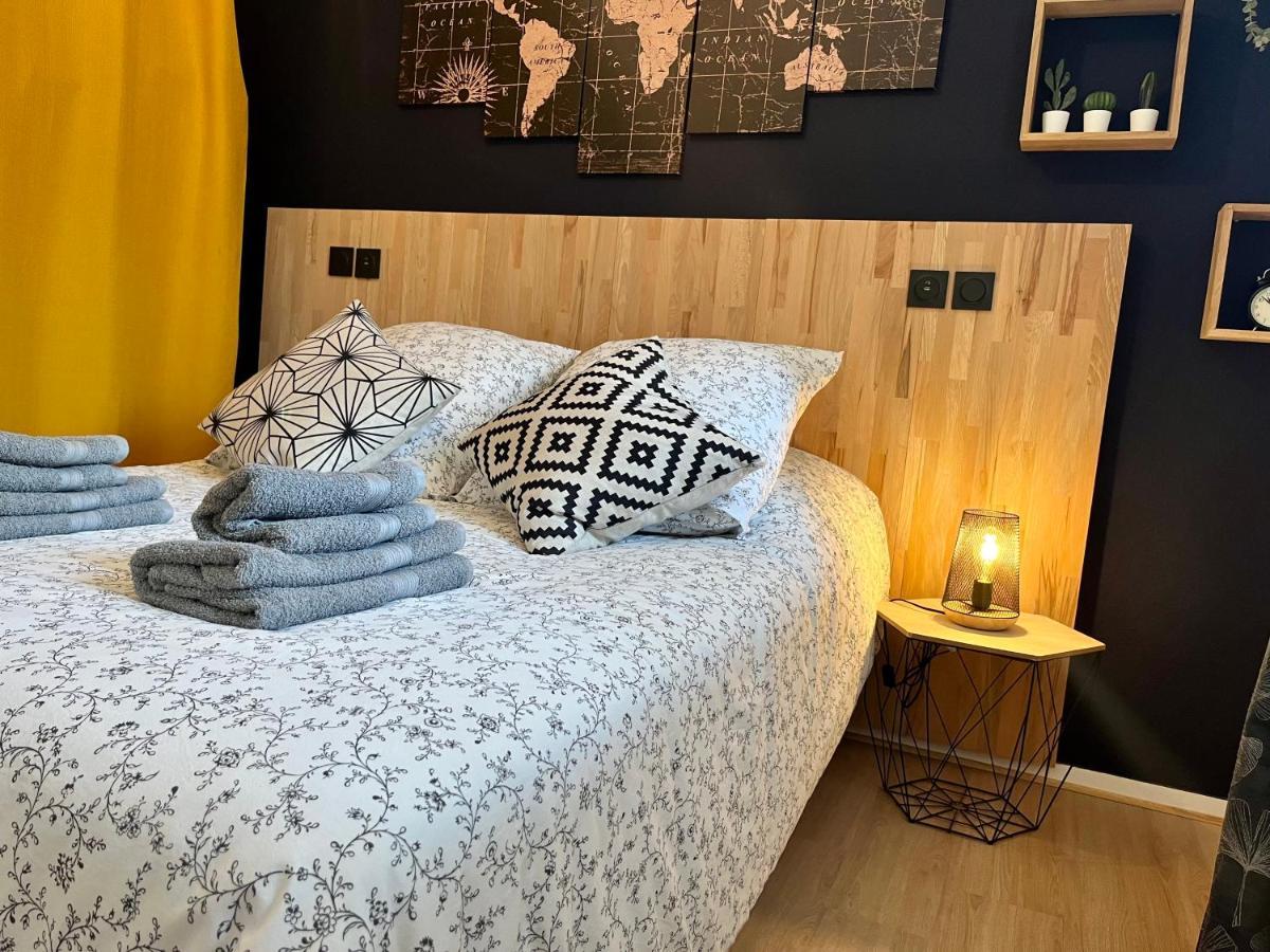 Appartement Le Freya Avec Terrasse A 5 Min Honfleur - Piscine - Parking - Wifi Équemauville Exteriör bild